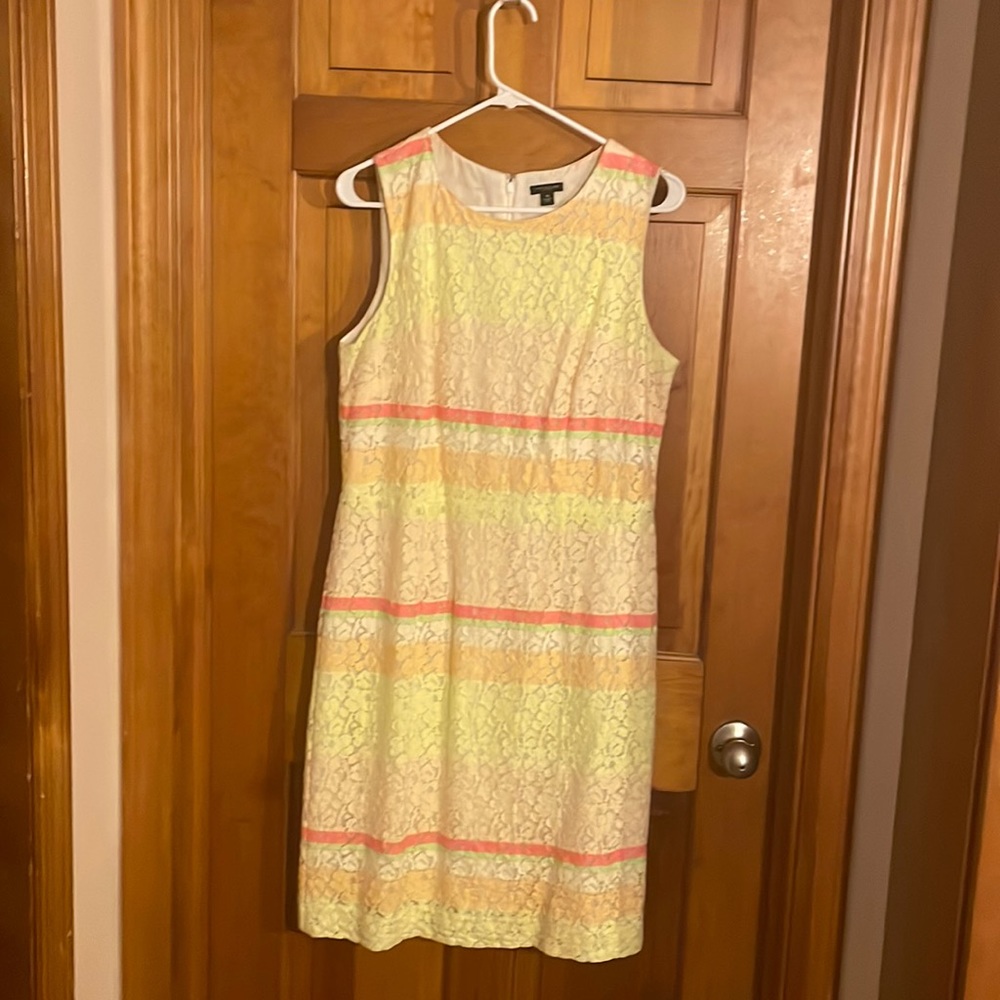 Pretty Ann Taylor dress